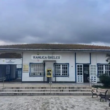 An Tale An Dream The Bosphorus 3